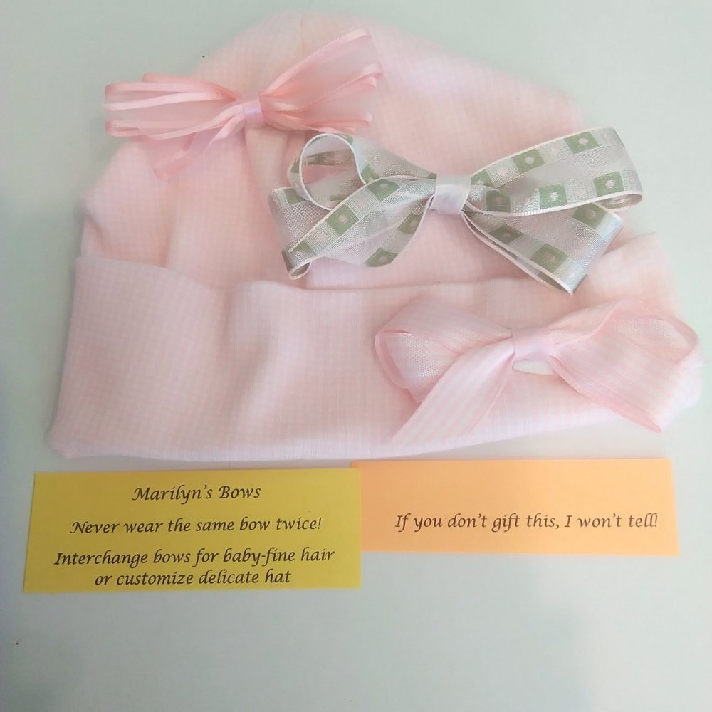 Knitted Hat with 3 Interchangeable Hair Bows